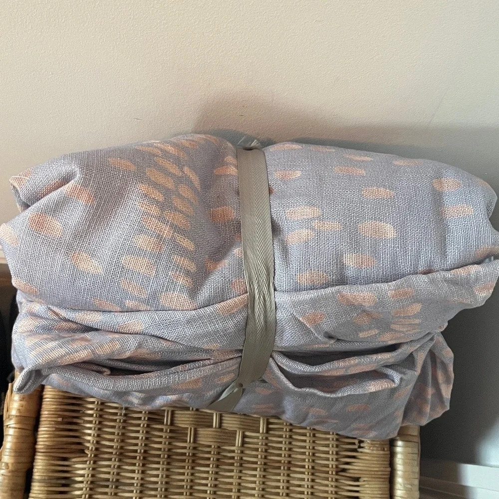 Anthropologie Rainier Percale Duvet Queen with 2 shams (king and regular) NWT